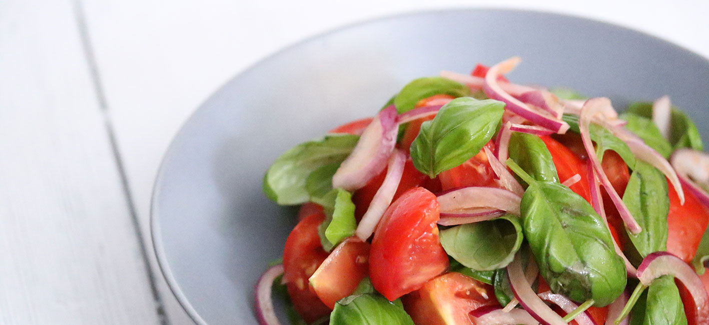 Balsamic Tomatoes and Basal Salad